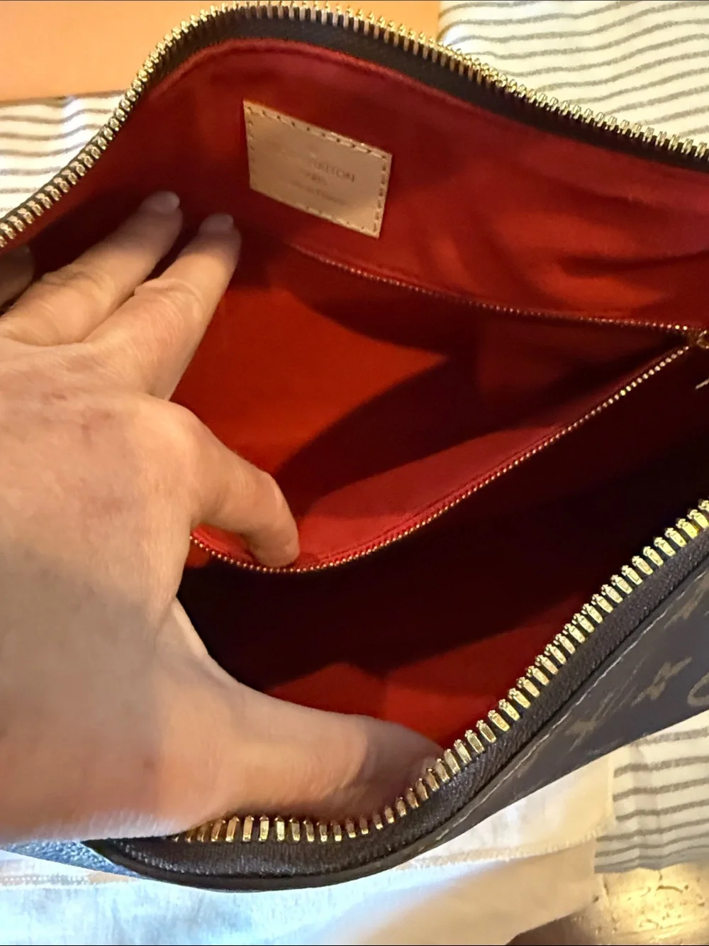 Louis vuitton slouchy pm